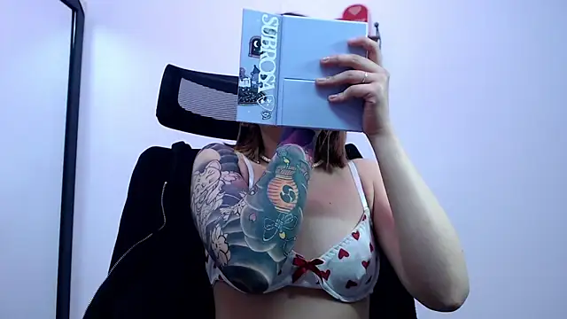 HORNET  online show from October 22, 2025, 9:14 pm