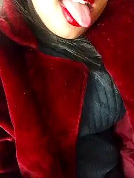 Kiya 01 online show from January 19, 2025, 1:44 pm