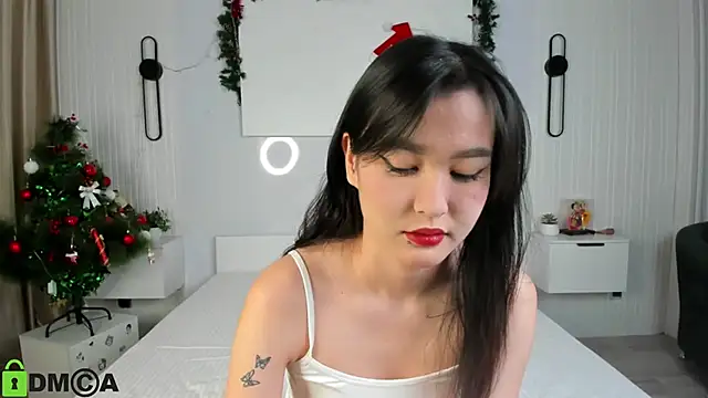 Lola Peach online show from January 22, 2025, 5:16 am