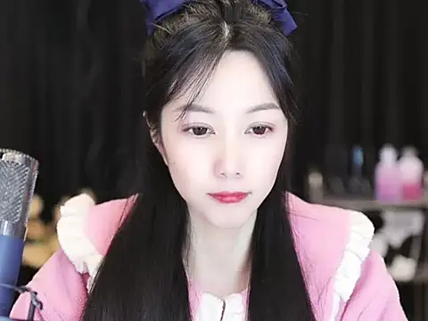 Nuyoah-77 online show from December 27, 2024, 3:59 pm