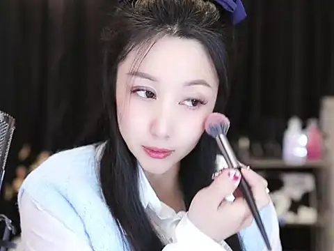 Nuyoah-77 online show from February 15, 2025, 2:55 pm