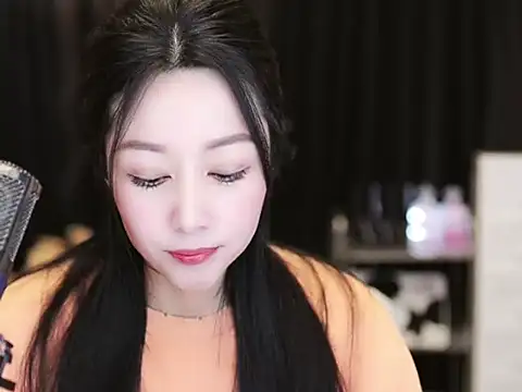 Nuyoah-77 online show from March 21, 2025, 4:18 pm