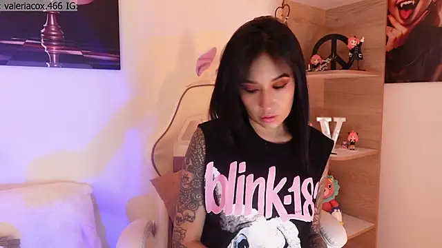 ValeriaCox online show from September 29, 2025, 9:08 pm