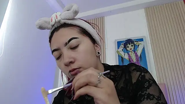 Mia Rinn online show from January 12, 2026, 1:38 pm