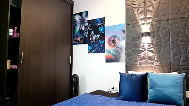 graceymilf666 online show from February 17, 2026, 12:01 pm