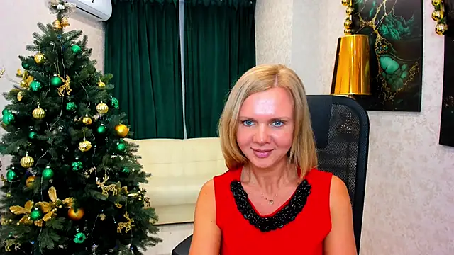 AgathaKlouin online show from December 28, 2024, 10:25 am