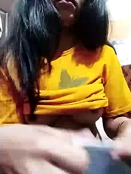 Snapshot of Hotty-Divya chatting on January 9, 2025, 2:11 am Hotty-Divya online show from January 9, 2025, 2:11 am