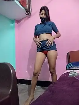 Hotty-Divya online show from October 21, 2025, 6:47 am