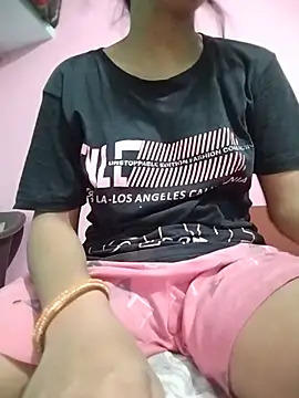 Hotty-Divya online show from May 23, 2026, 3:01 am