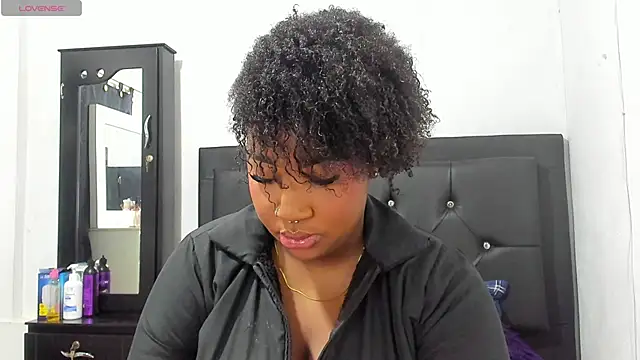 Natassha brown1 online show from October 1, 2025, 1:28 pm