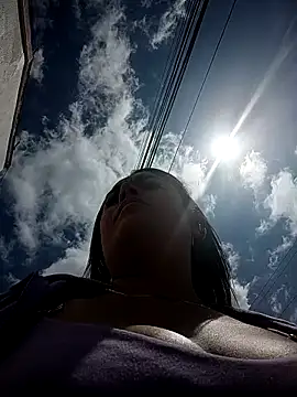 Lesly 10- online show from December 19, 2025, 5:31 pm