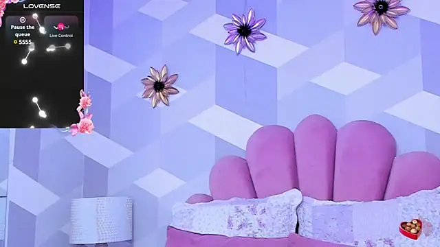 KylieMonnett online show from January 4, 2025, 5:47 pm