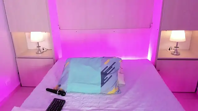 EmilyyStuart online show from March 12, 2026, 3:34 am