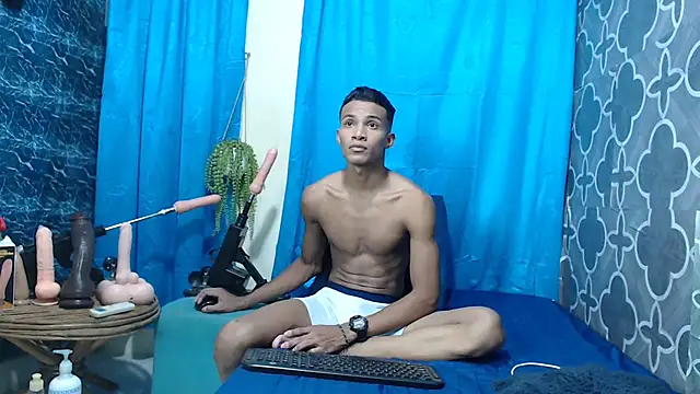 Snapshot of Ryan_Vergon chatting on March 20, 2025, 2:51 am Ryan Vergon online show from March 20, 2025, 2:51 am