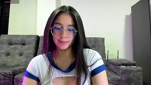 Snapshot of emmadiaz1 chatting on October 4, 2025, 5:27 am emmadiaz1 online show from October 4, 2025, 5:27 am