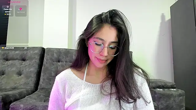 Snapshot of emmadiaz1 chatting on October 20, 2025, 4:02 am emmadiaz1 online show from October 20, 2025, 4:02 am