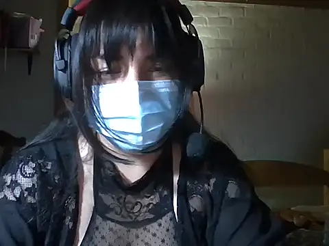 NymphNarcissa online show from February 25, 2026, 6:12 am