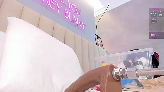 SOFIAGOEZ30 online show from October 8, 2025, 10:46 am