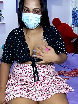 Snapshot of _Hot_Kisses_ chatting on January 11, 2025, 6:23 pm Hot Kisses online show from January 11, 2025, 6:23 pm