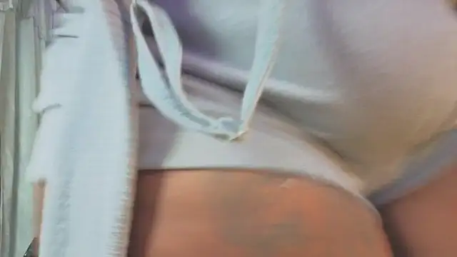 Alexa roussee online show from October 3, 2025, 12:02 pm