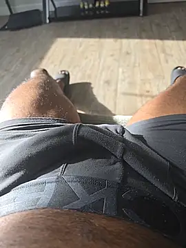 Keshuloveyou online show from February 20, 2025, 8:25 pm