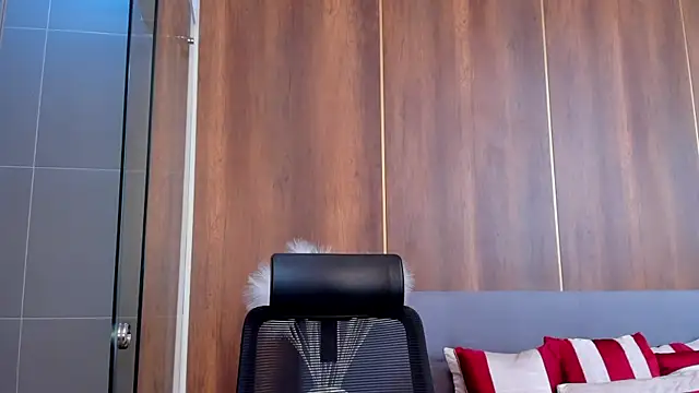 AishaPeyton online show from December 27, 2024, 11:10 pm