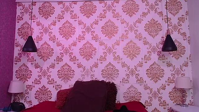 Snapshot of Dafne_huges chatting on December 18, 2024, 12:29 pm Dafne huges online show from December 18, 2024, 12:29 pm