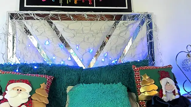 Katti Barrera online show from December 11, 2024, 2:33 pm