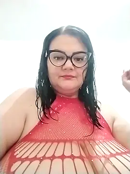 Madisonpalacio online show from April 29, 2026, 6:03 pm
