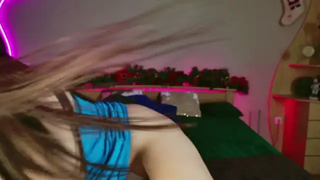Snapshot of Alisha_Shy chatting on February 1, 2025, 1:23 am Alisha Shy online show from February 1, 2025, 1:23 am