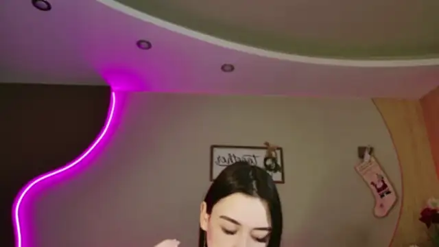 Snapshot of Alisha_Shy chatting on February 9, 2025, 4:36 am Alisha Shy online show from February 9, 2025, 4:36 am
