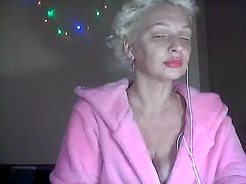 MaryJane441 online show from January 14, 2026, 9:42 pm