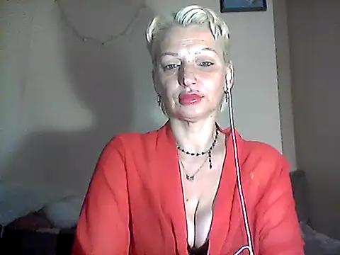 Snapshot of MaryJane441 chatting on May 1, 2026, 8:24 pm MaryJane441 online show from May 1, 2026, 8:24 pm