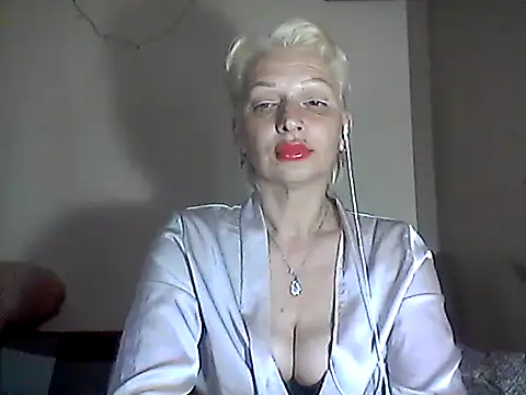 Snapshot of MaryJane441 chatting on May 16, 2026, 7:34 pm MaryJane441 online show from May 16, 2026, 7:34 pm