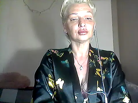 Snapshot of MaryJane441 chatting on May 22, 2026, 8:36 pm MaryJane441 online show from May 22, 2026, 8:36 pm