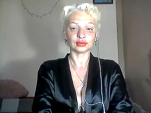 Snapshot of MaryJane441 chatting on May 30, 2026, 8:39 pm MaryJane441 online show from May 30, 2026, 8:39 pm