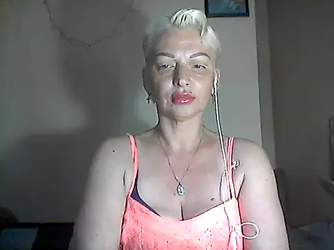 Snapshot of MaryJane441 chatting on June 11, 2026, 8:40 pm MaryJane441 online show from June 11, 2026, 8:40 pm