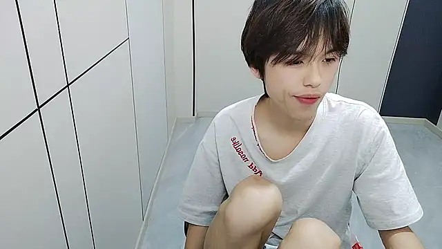 xiaottt1918 online show from August 9, 2026, 6:57 pm