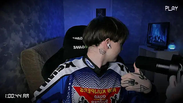 Snapshot of charonbaby1 chatting on October 6, 2025, 9:56 pm charonbaby1 online show from October 6, 2025, 9:56 pm