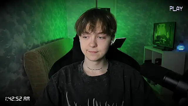 Snapshot of charonbaby1 chatting on October 8, 2025, 10:40 pm charonbaby1 online show from October 8, 2025, 10:40 pm