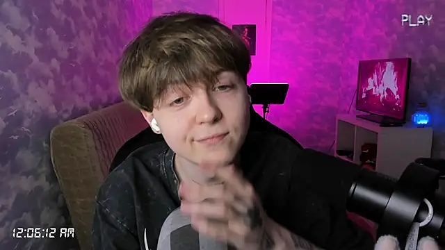 Snapshot of charonbaby1 chatting on October 20, 2025, 9:04 pm charonbaby1 online show from October 20, 2025, 9:04 pm