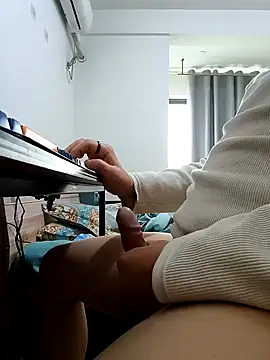 DDYY12341 online show from October 26, 2025, 4:29 am