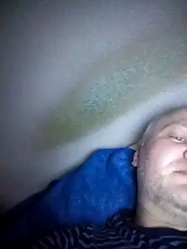 nudistu021 online show from December 20, 2025, 2:24 pm