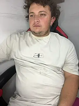 AndresChuboi online show from December 4, 2025, 4:22 am