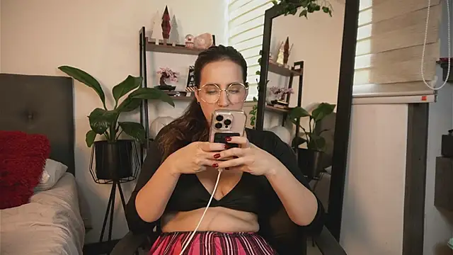 alexajhonsonsof online show from December 12, 2024, 12:12 pm