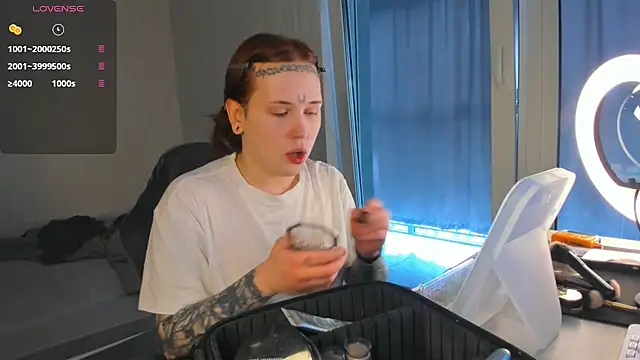 Spliti moon online show from April 18, 2026, 11:47 am