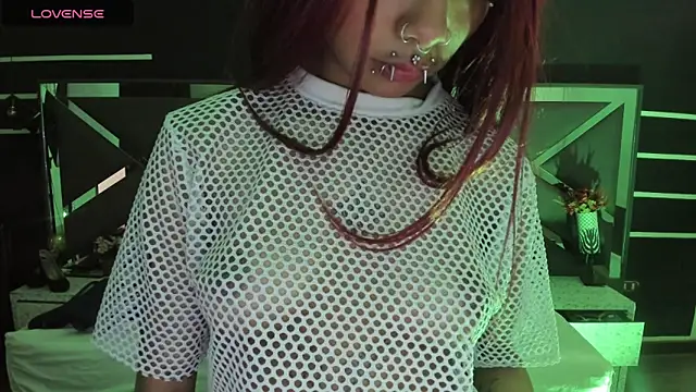 SexyNaf online show from October 4, 2025, 9:02 pm