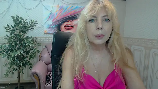 Snapshot of Anna_Diax chatting on January 15, 2025, 12:36 pm Anna Diax online show from January 15, 2025, 12:36 pm