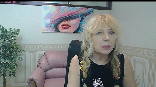 Snapshot of Anna_Diax chatting on March 17, 2025, 1:08 pm Anna Diax online show from March 17, 2025, 1:08 pm