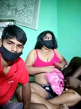 Group Of Lust online show from April 20, 2026, 1:36 pm